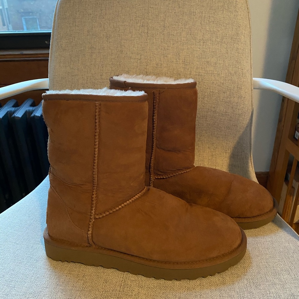 ugg boots - Picture 3 of 4